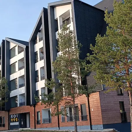 Picasso Kota 992 Апартаменты *